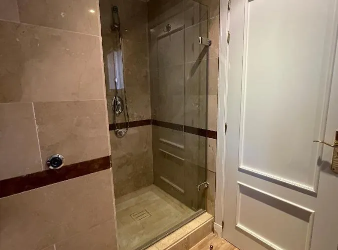Hacienda Elviria 2 Bedroom Spacious Marbella